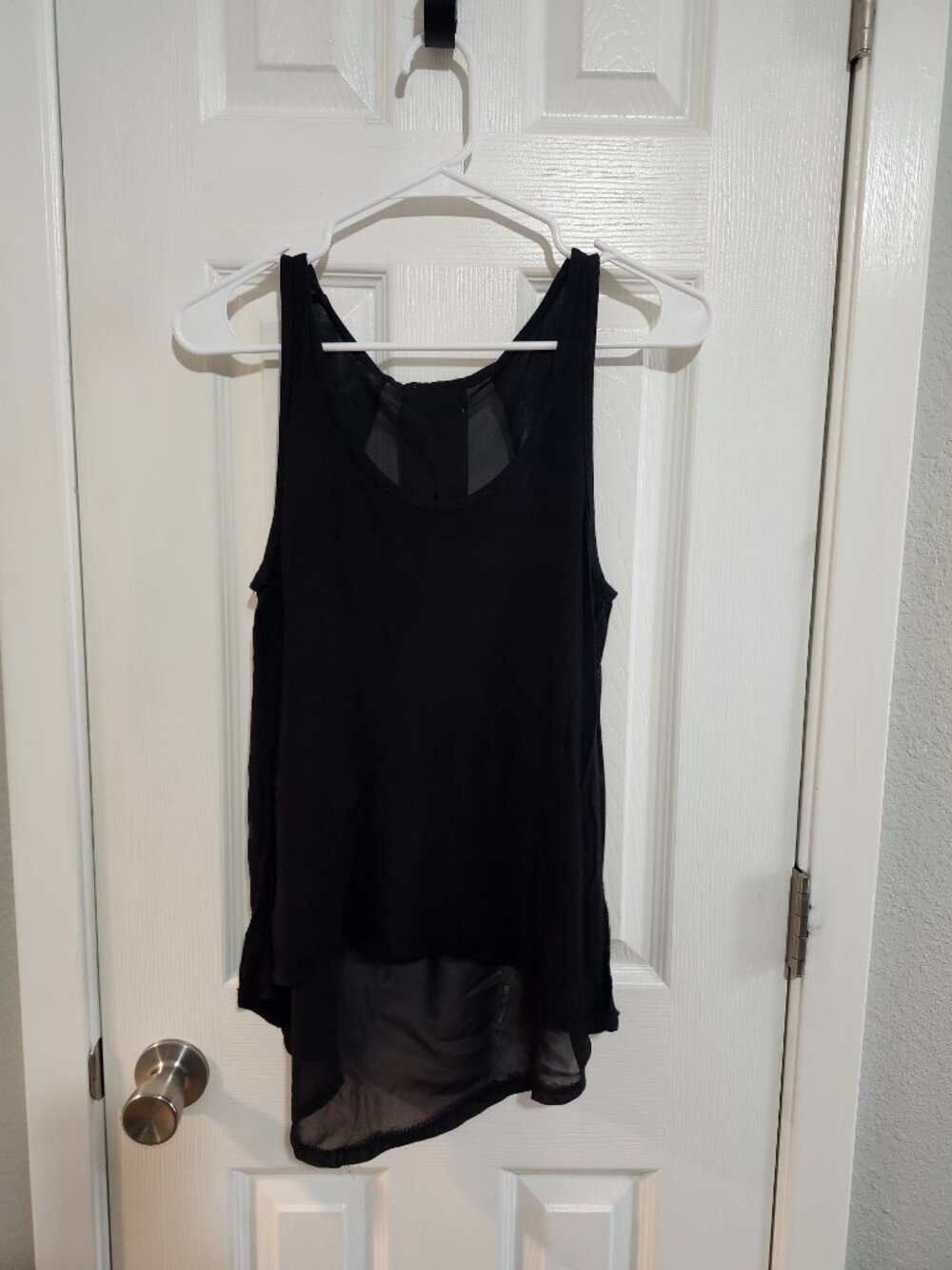 Tops - Picture 7 of 12